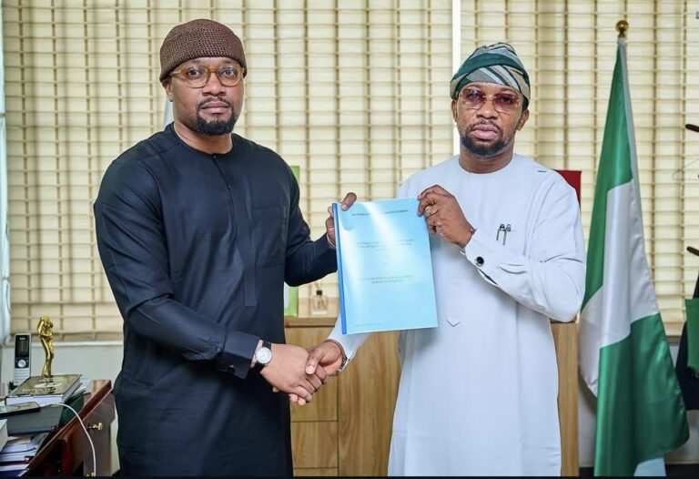 New Solar Smart Kiosks to Uplift Small Businesses and Boost Local Jobs Nationwide