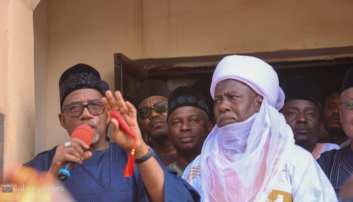 Bauchi Governor Donates N50m, Food To Displaced Persons Following Bandit Attacks