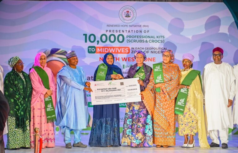 First Lady Dedicates National Assembly Chapel