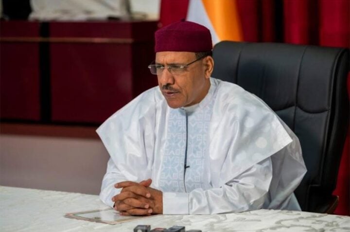 Ousted Niger President Remains Detained As Official Term Ends