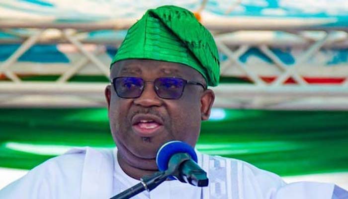 Mutfwang Convenes Security Meeting, Adjusts Curfew To Strengthen Peace In Plateau